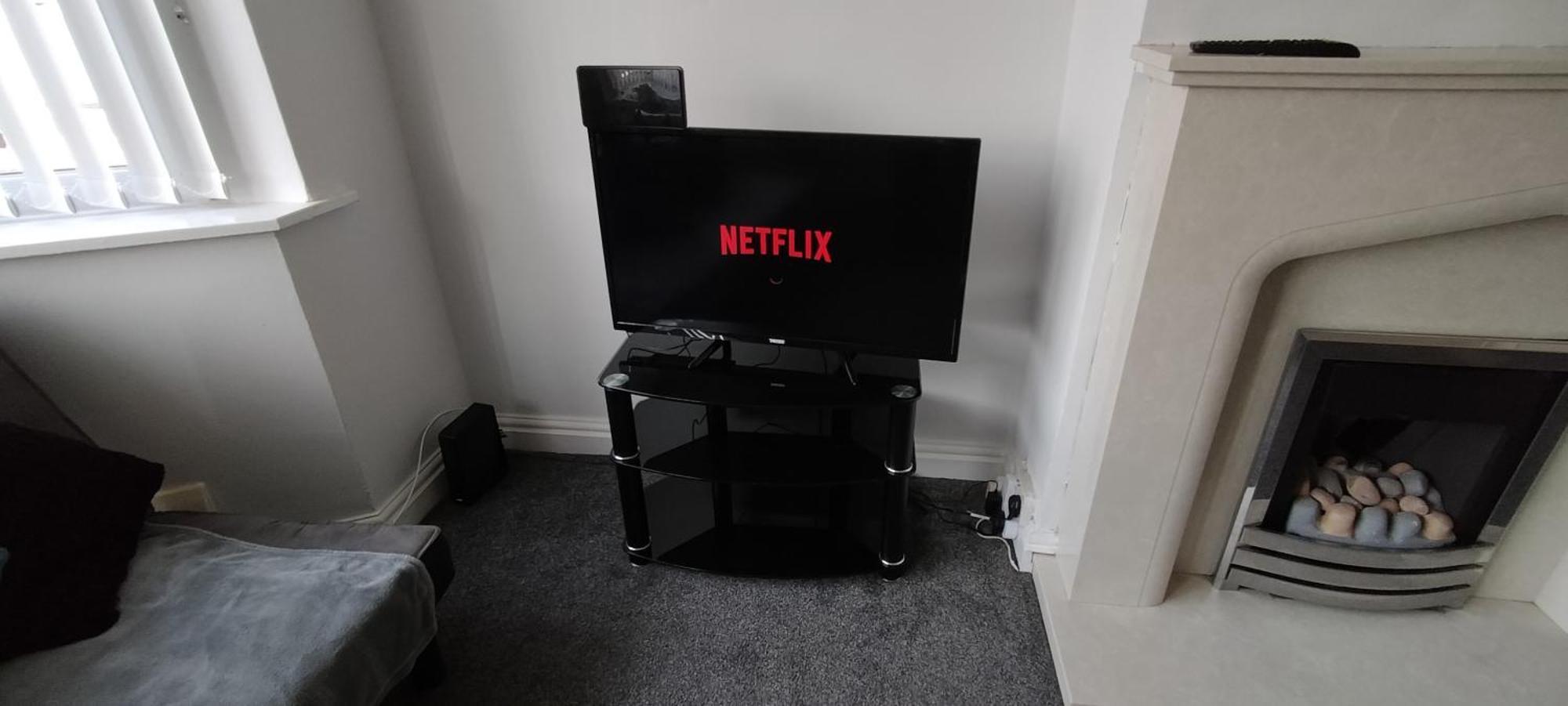 Brackenfield House In Great Barr, Near Alexander Stadium And M6, With Free Parking And Easy Access To Walsall, West Brom, Aston Football Ground, Star And Centre Apartment Birmingham